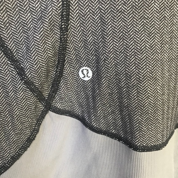 Lululemon Grey Herringbone Daily Practice Jacket 8 - Picture 7 of 8